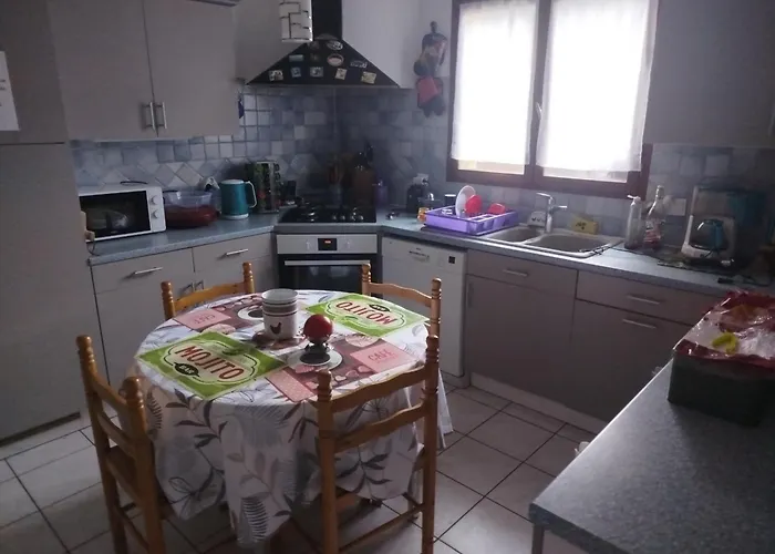 Dans Maison Avec Parking